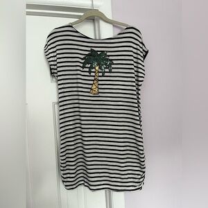 Striped black and white back coverup